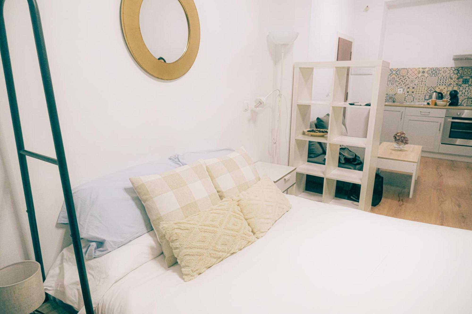 Apartamentos San Roque Sevilla Kültér fotó