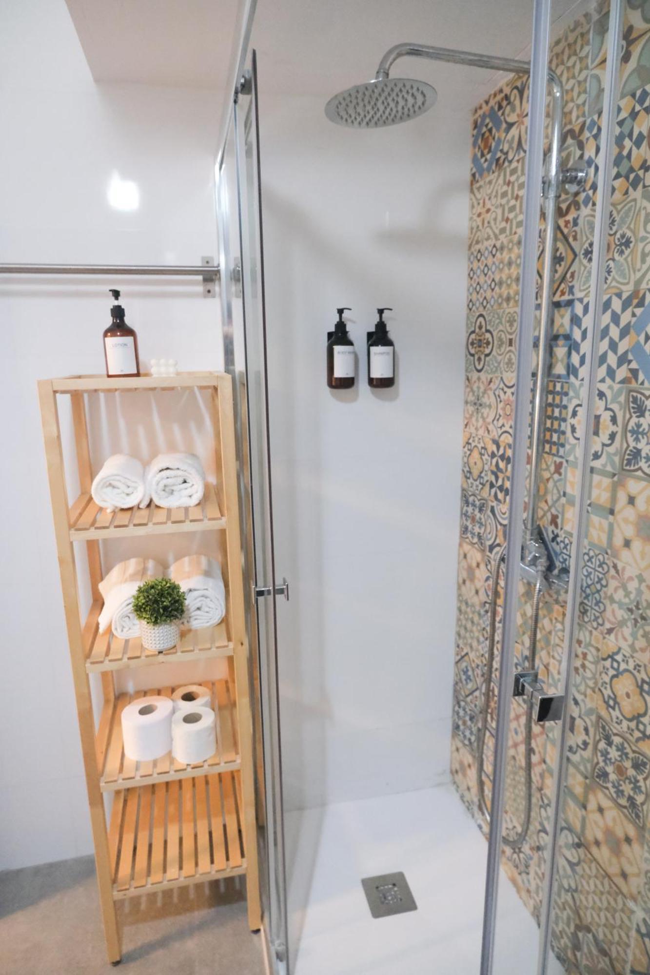 Apartamentos San Roque Sevilla Kültér fotó